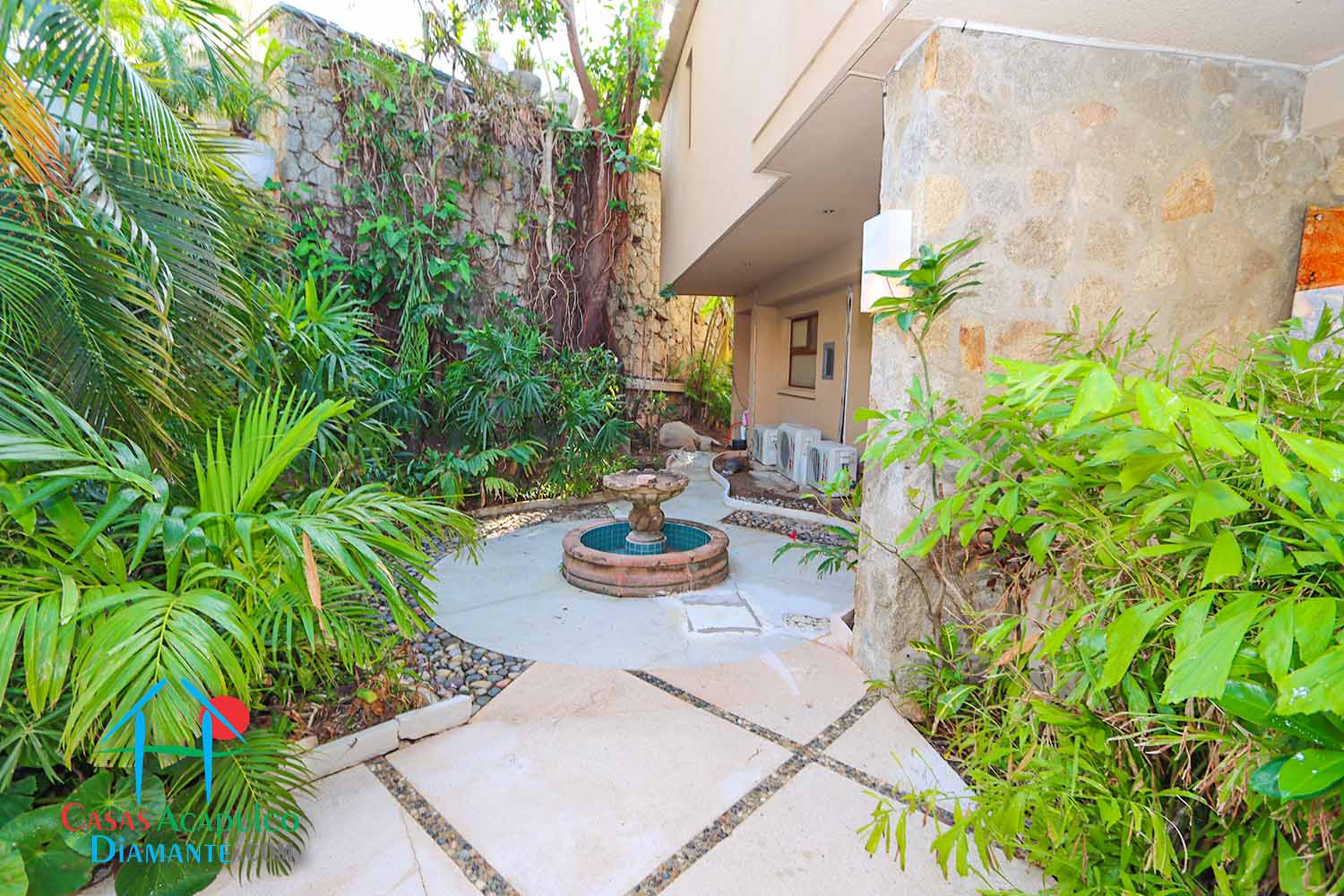 Puerta del Mar - Acceso 5