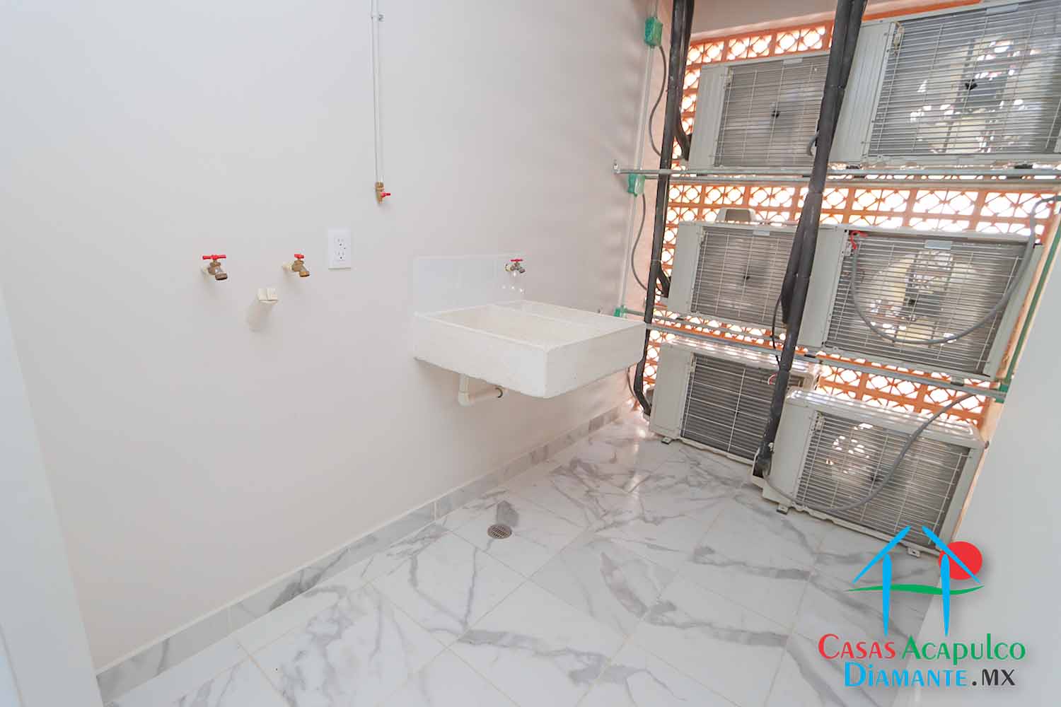 Puerto Lucía B 101 - Lavandería 1