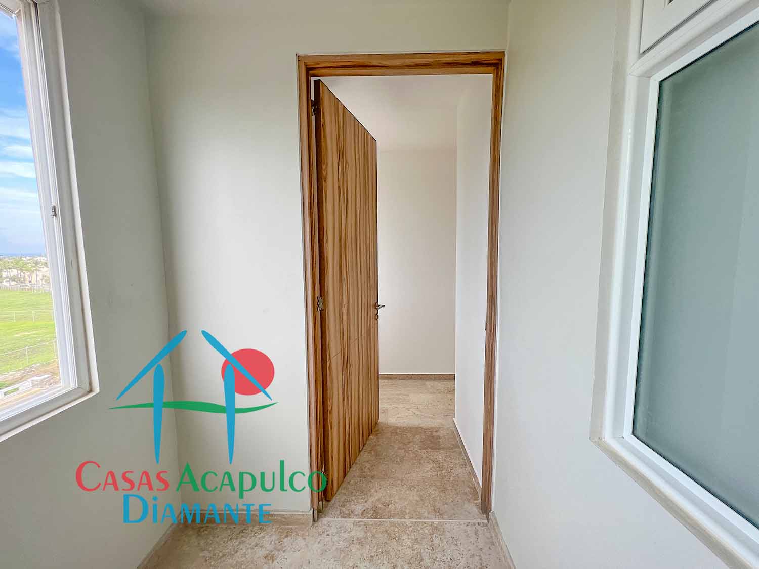 Ikaroa PH 4 - Acceso 1 Ikaroa PH 4 - Acceso 1