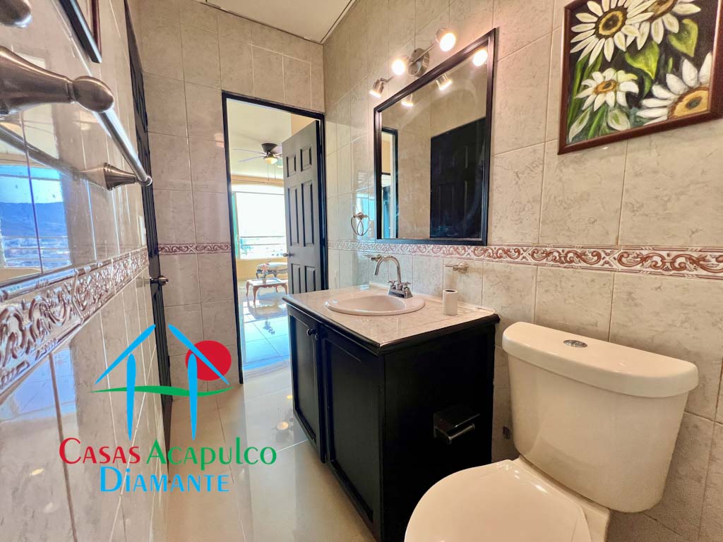 Regina 1 102 - Baño 2