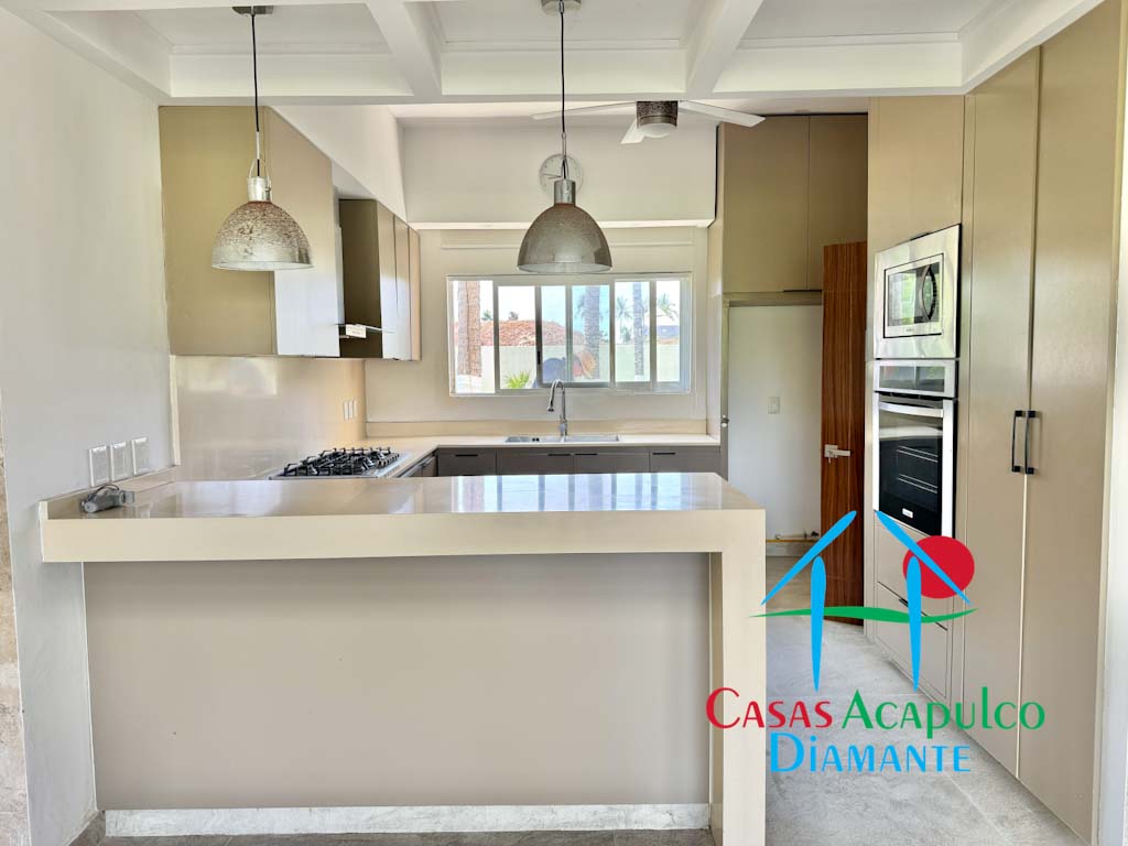 Pacífico Diamante Timón GH 1 - Cocina 1