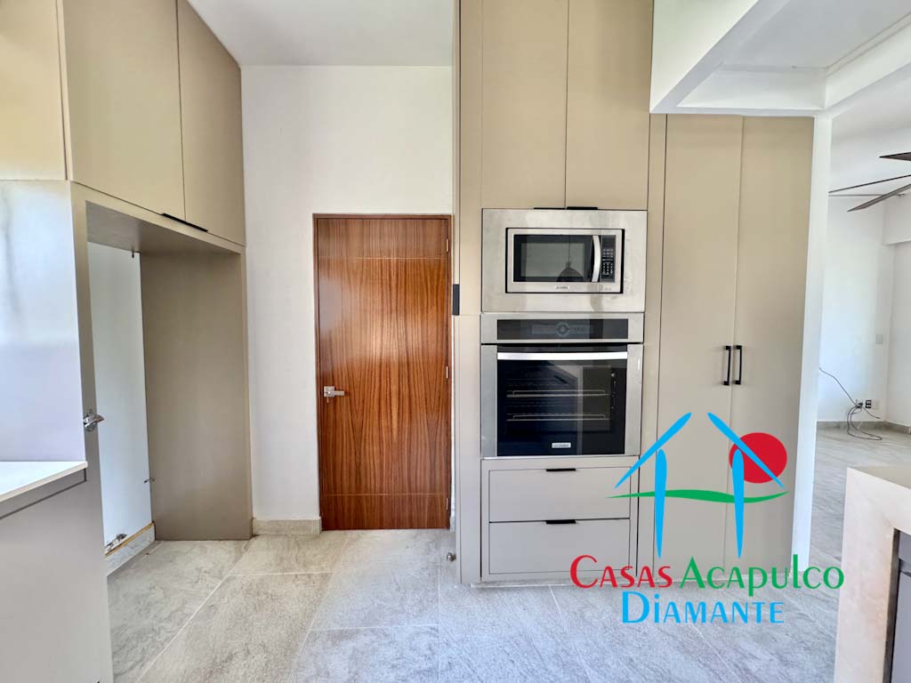 Pacífico Diamante Timón GH 1 - Cocina 5