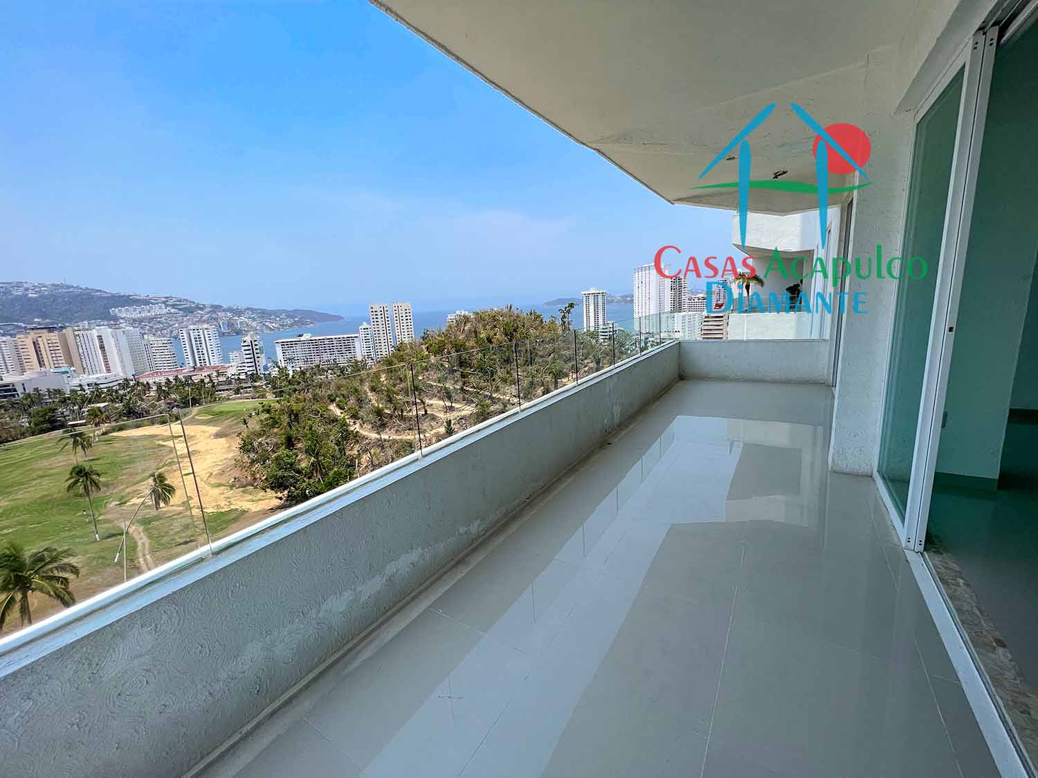 FairView Towers C8 - Terraza 1 FairView Towers C8 - Terraza 1