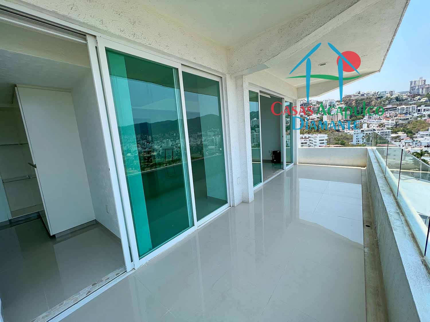 FairView Towers C8 - Terraza 4 FairView Towers C8 - Terraza 4