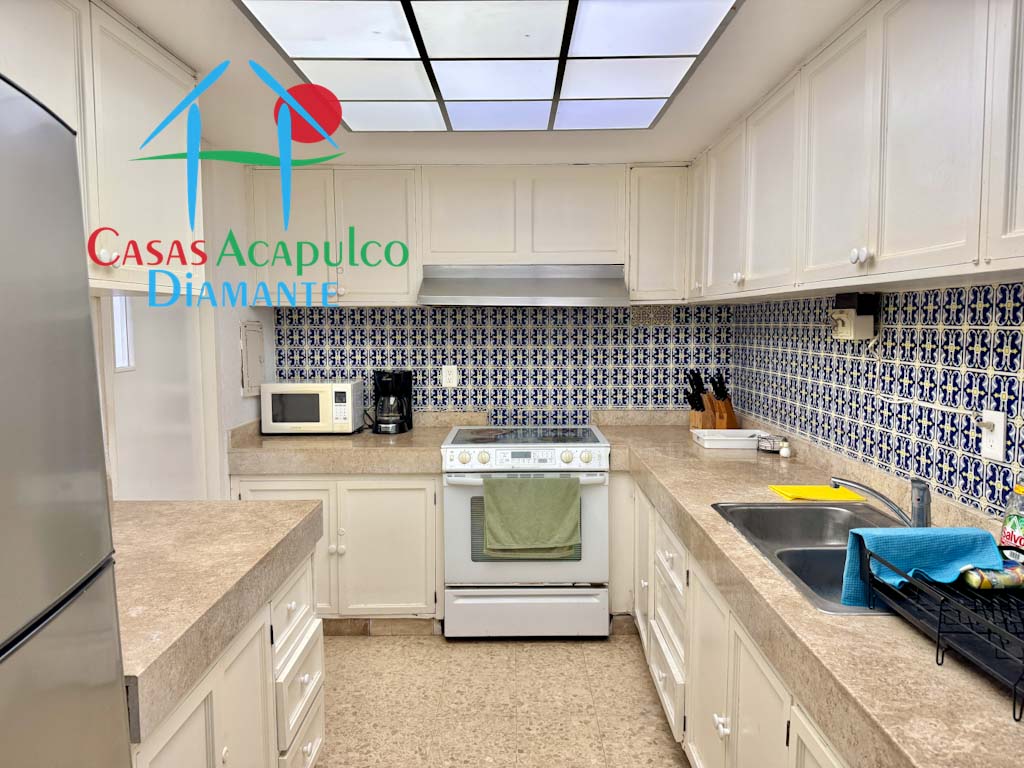 Azteca Princess 903 - Cocina 1