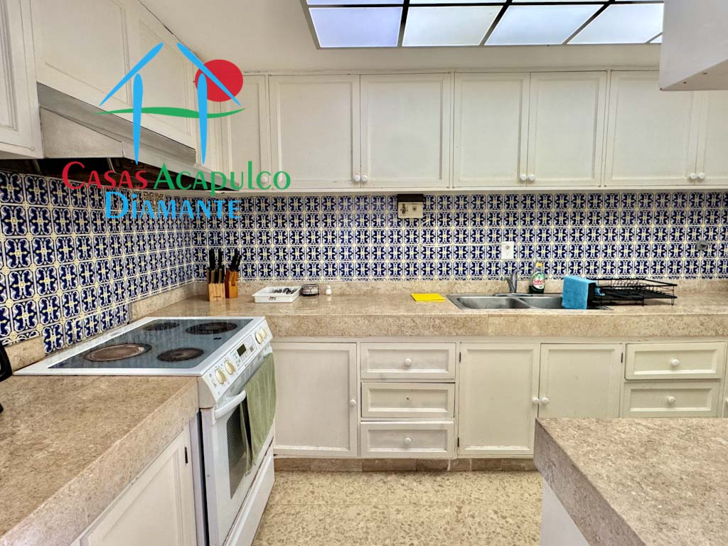 Azteca Princess 903 - Cocina 2
