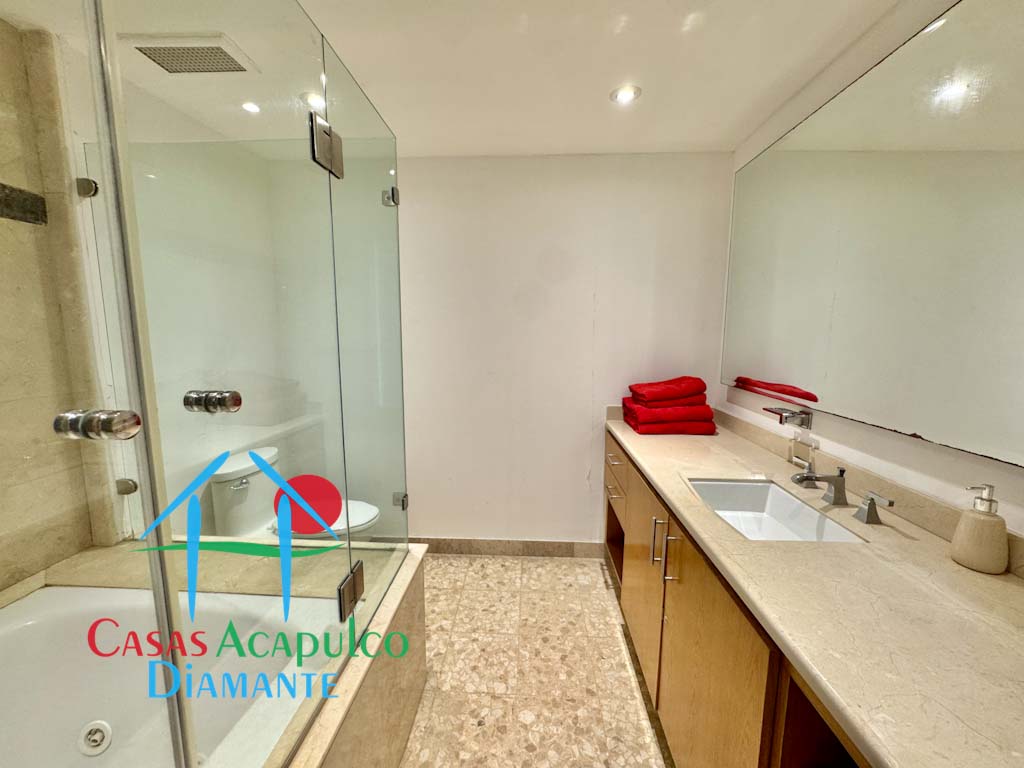 Azteca Princess 810 - Baño 1