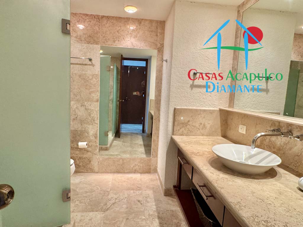 Azteca Princess 304 - Baño 1