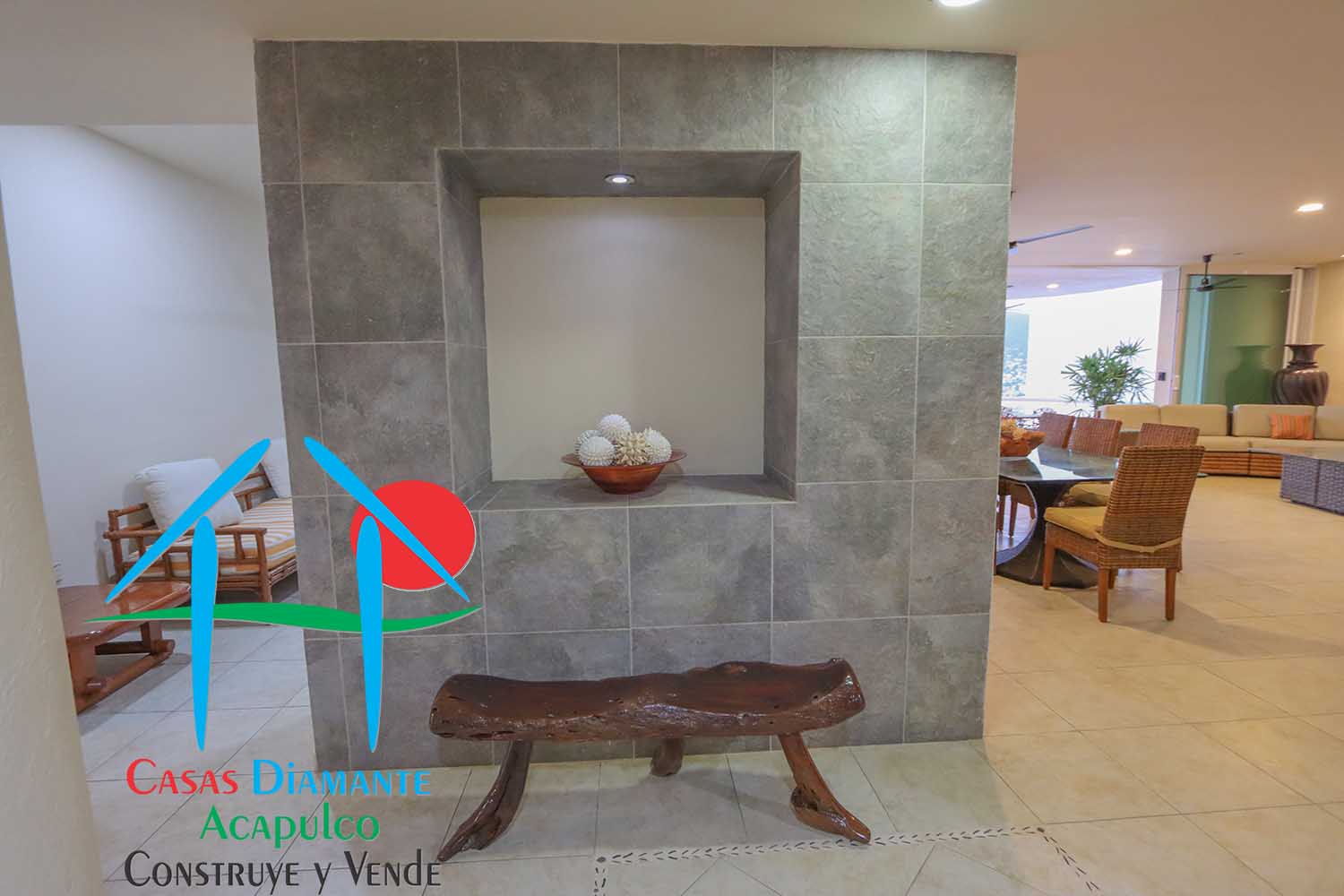 Brisas Carey 80 B4 - Acceso 1