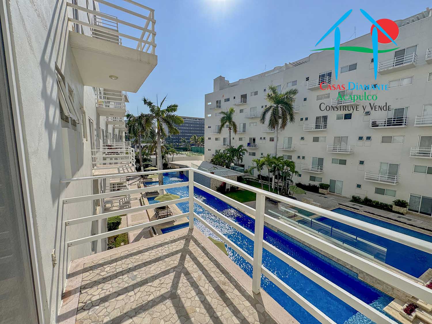 Puerta Diamante 311 - Balcón 2