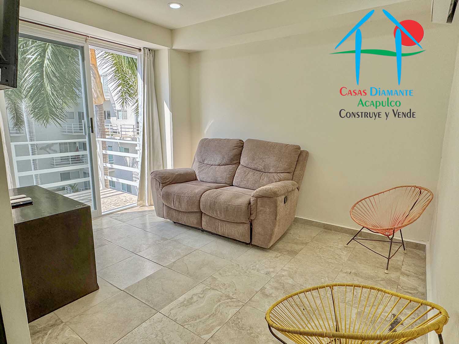 Puerta Diamante 311 - Sala 1