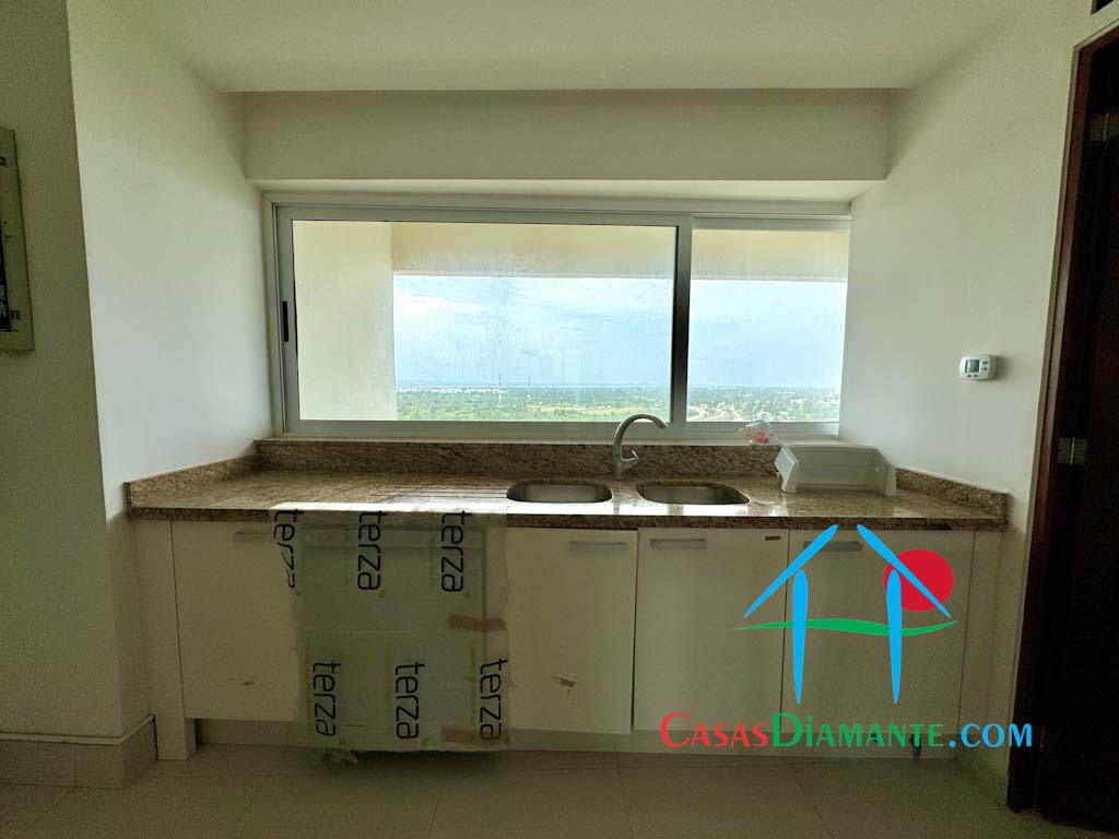 Playamar Tres Cantos T2 802 - Cocina 8