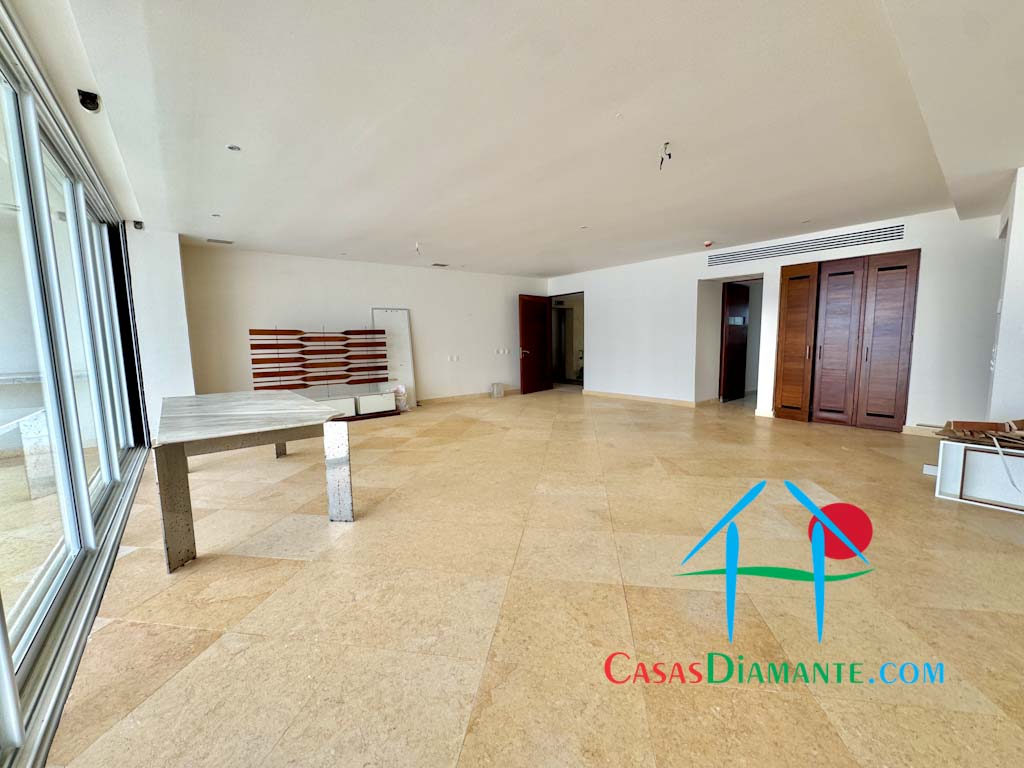 Playamar Tres Cantos T2 802 - Estancia 8