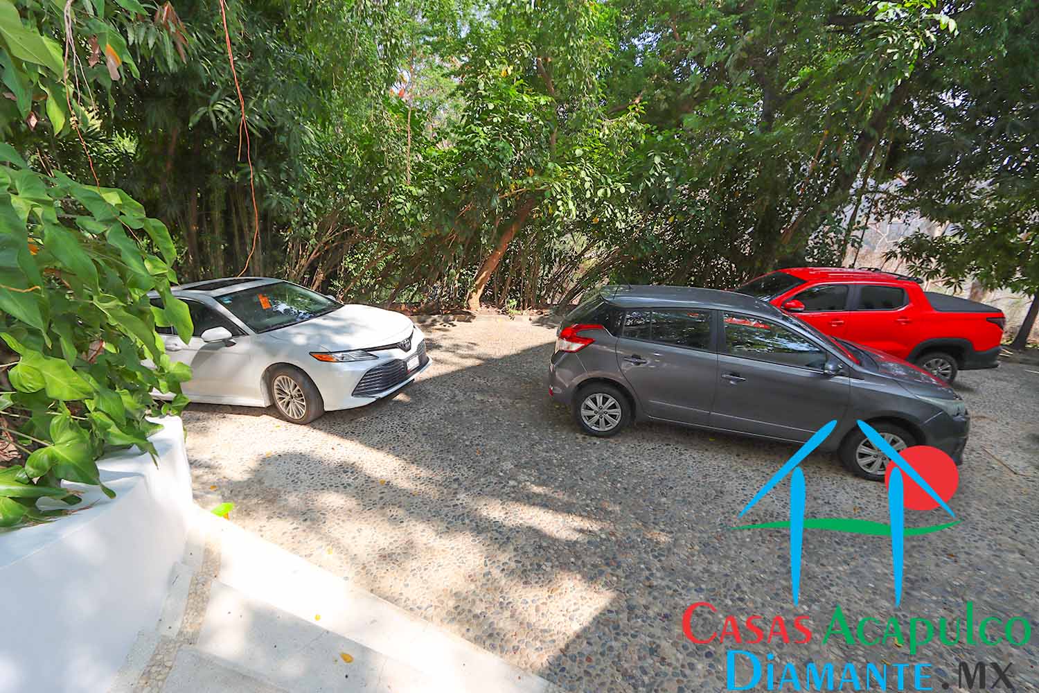 Villa del árbol - Estacionamiento 3