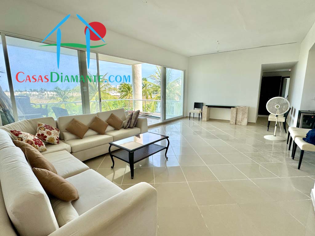 Pacífico Diamante Quilla PH 1 - Estancia 1