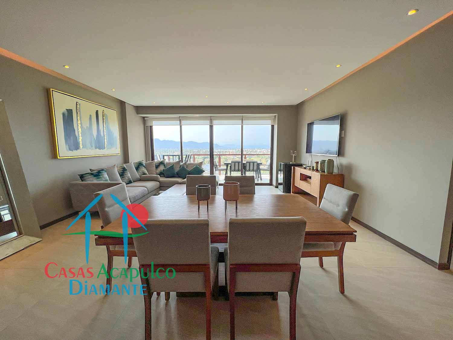 La Isla Emerald F8 La Isla Emerald F8