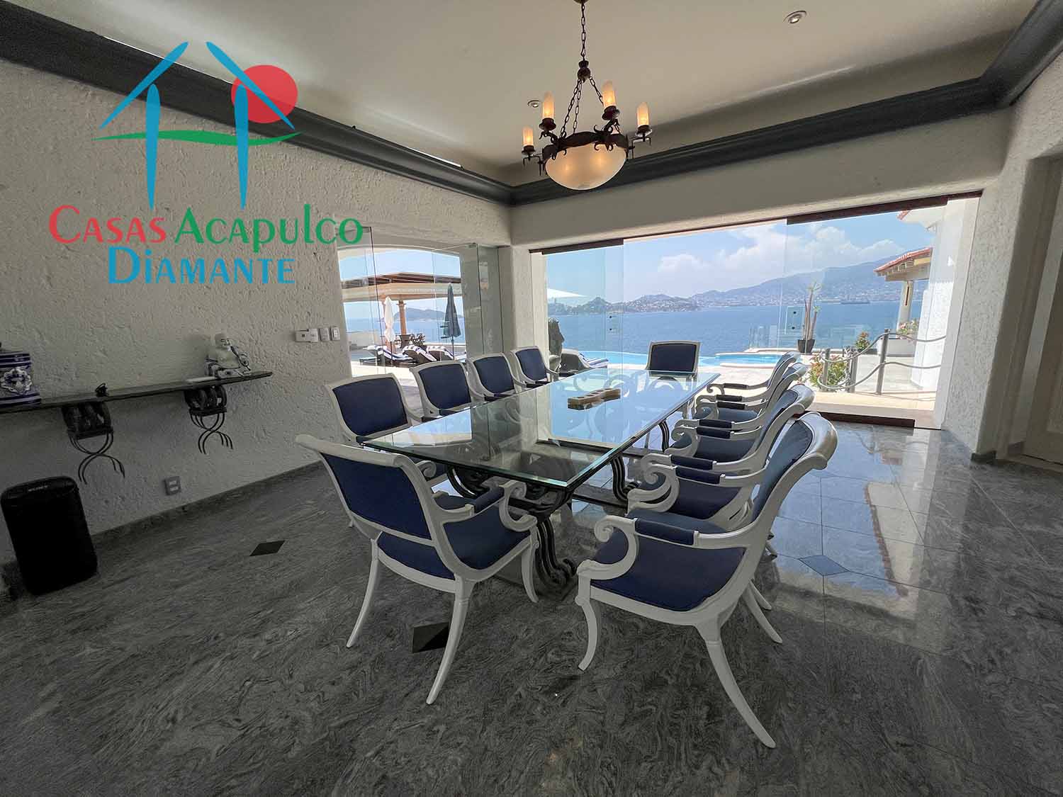 Villa Becky - Comedor 3