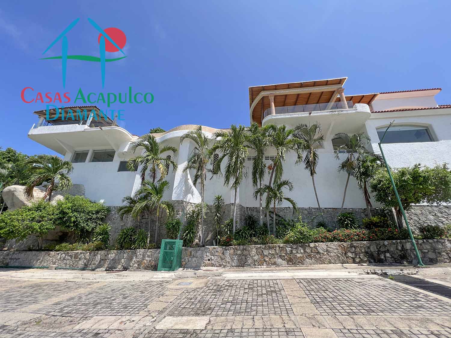 Villa Becky - Fachada 3