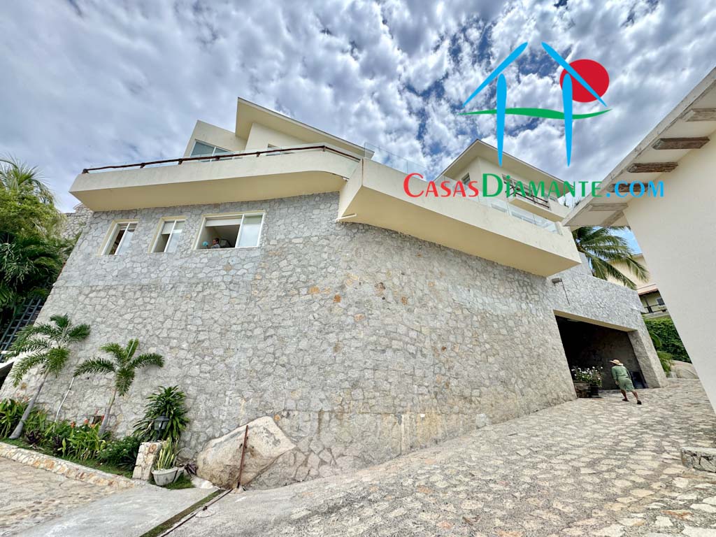 Real Diamante Casa Tierra - Fachada 3