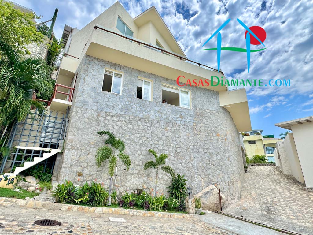 Real Diamante Casa Tierra - Fachada 4