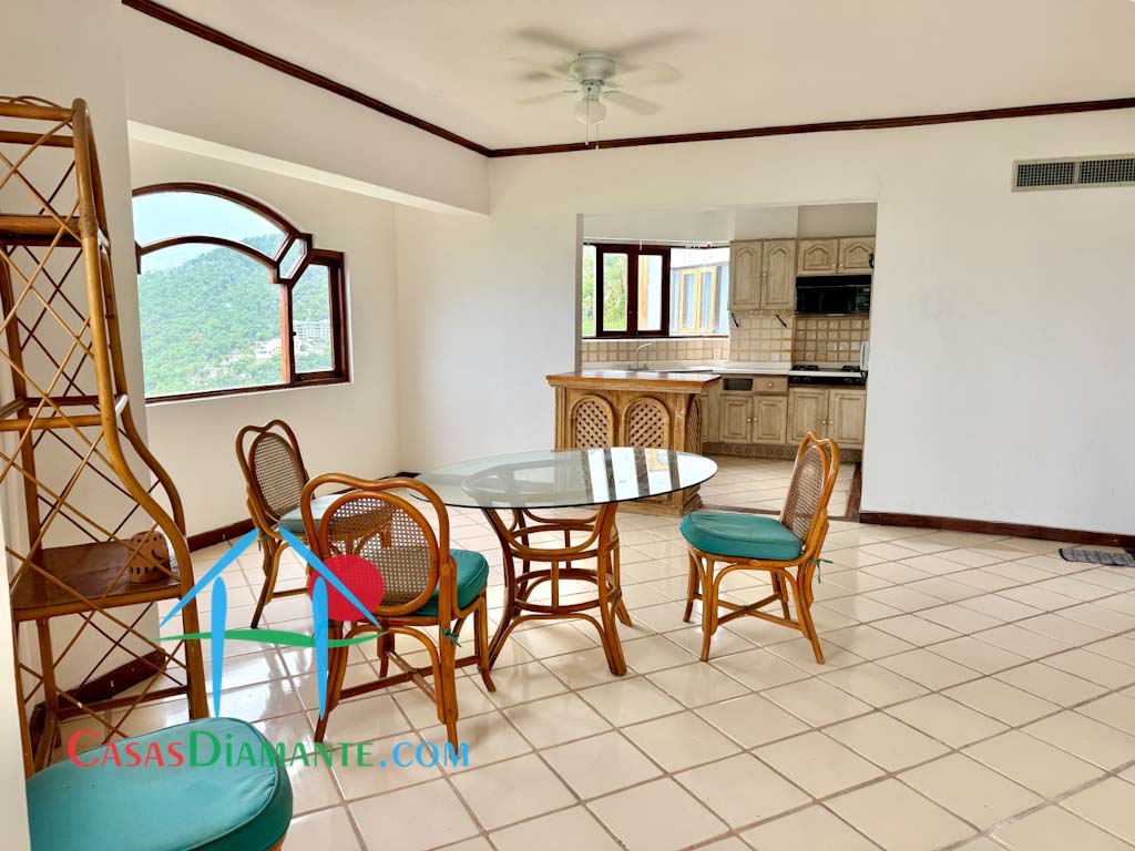 Torre Montemayor 302 - Estancia 8