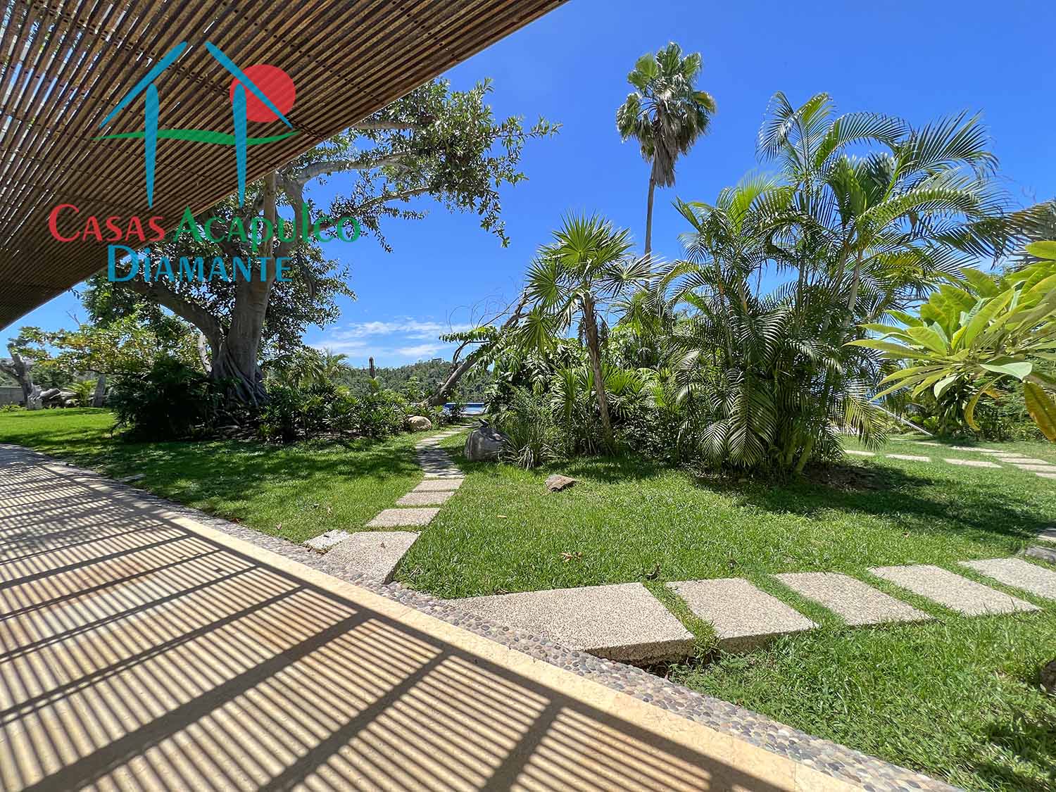 Casa Jade - Jardín 1