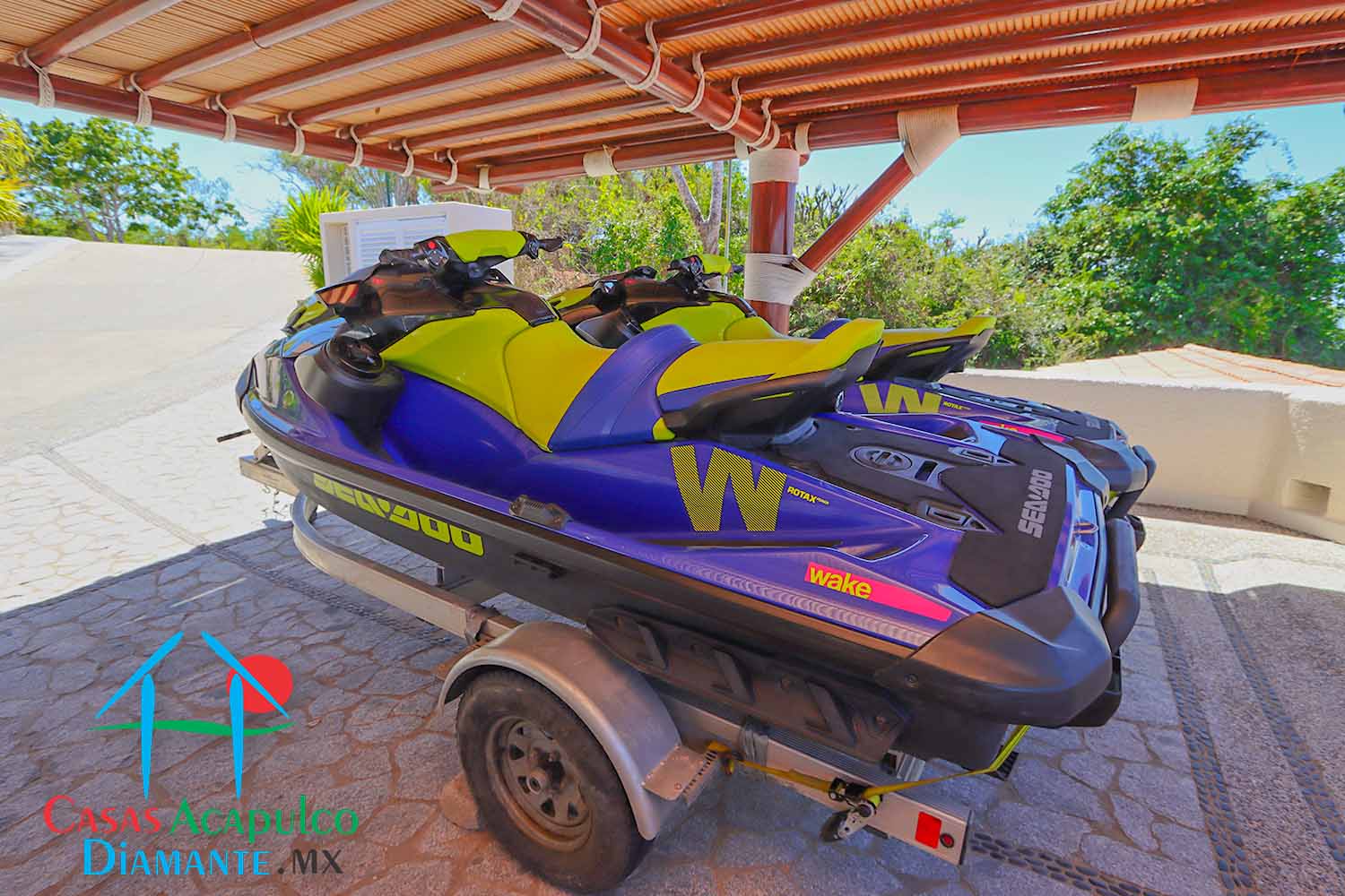 Villa Emiliano - Estacionamiento 2