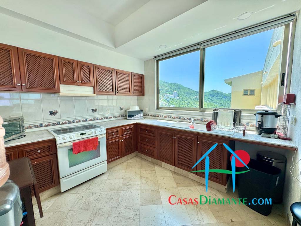 Torre Esmeralda 1 401 A - Cocina 3