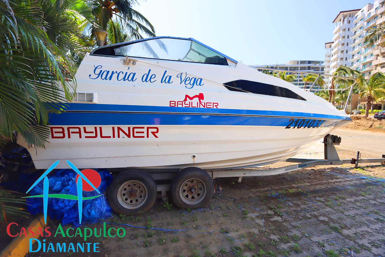 La Isla Bali 803 - Lancha 6