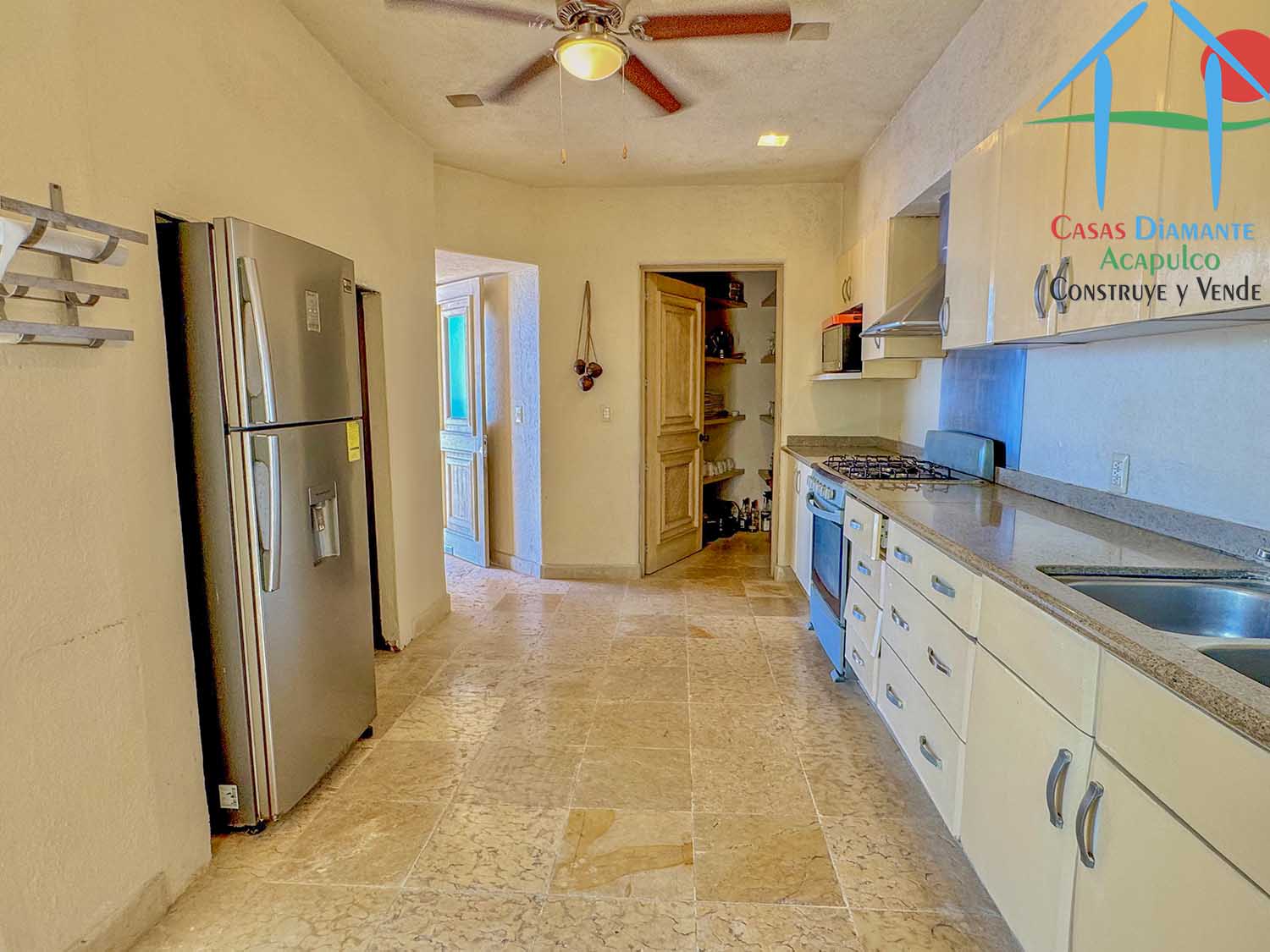 Cascada 8 - Cocina 3