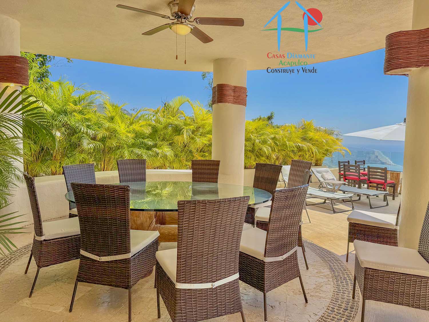 Cascada 8 - Comedor 1