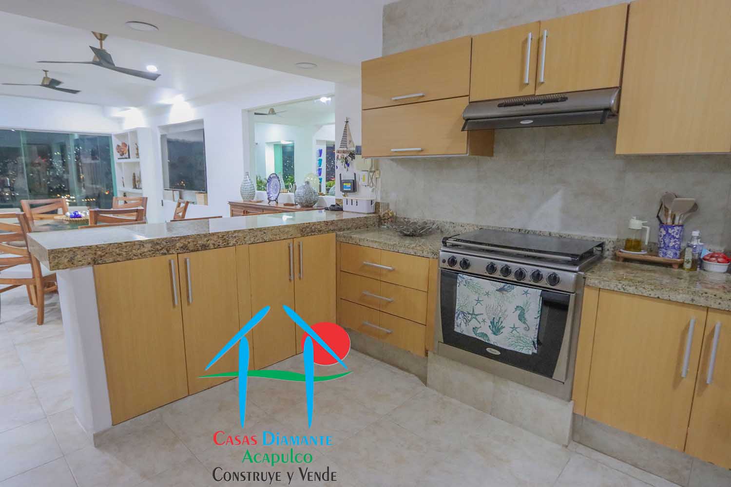 Brisas Carey C 401 - Cocina 4