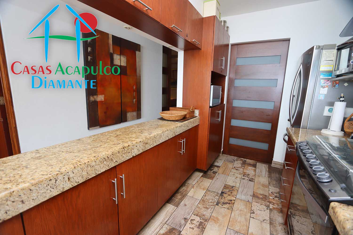 Ocean Front 201 - Cocina 5