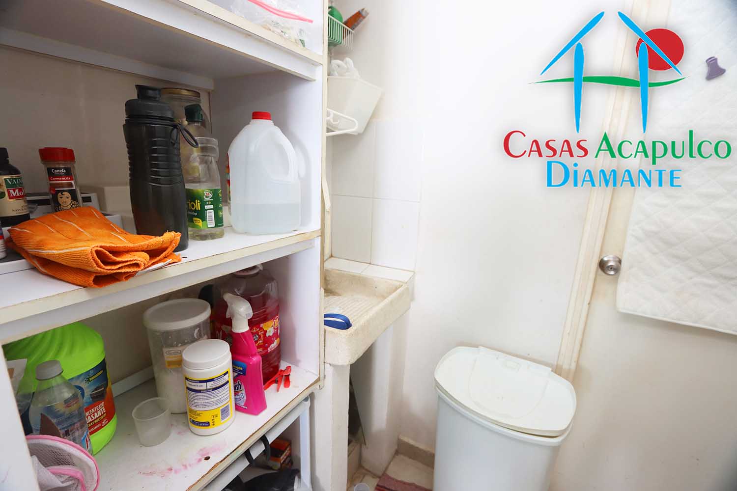 Ocean Front 201 - Lavandería 2