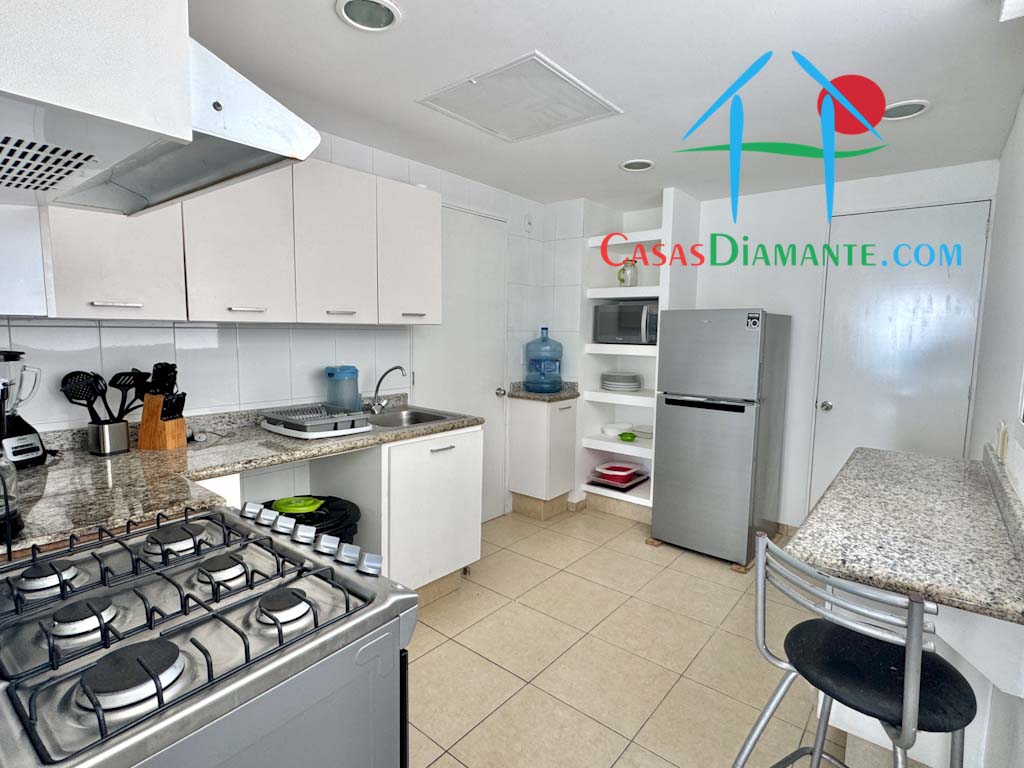 Acqualina Skylife Norte 1702 - Cocina 1