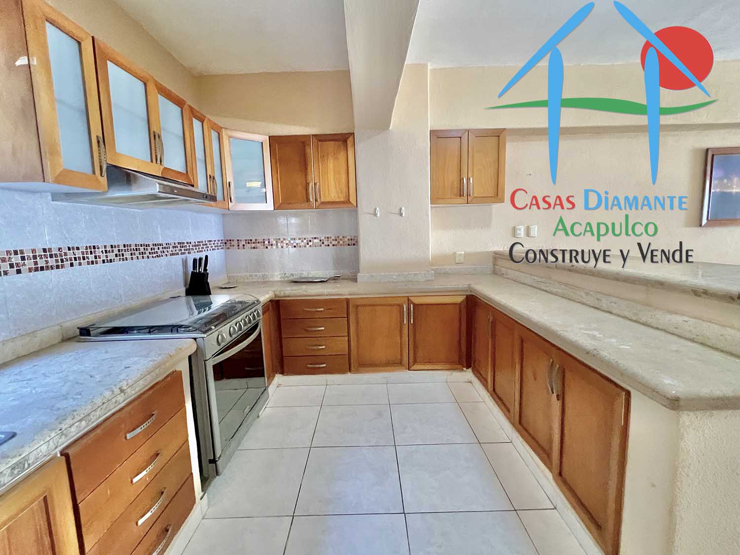 Punta Pichilingue J1 - Cocina 5