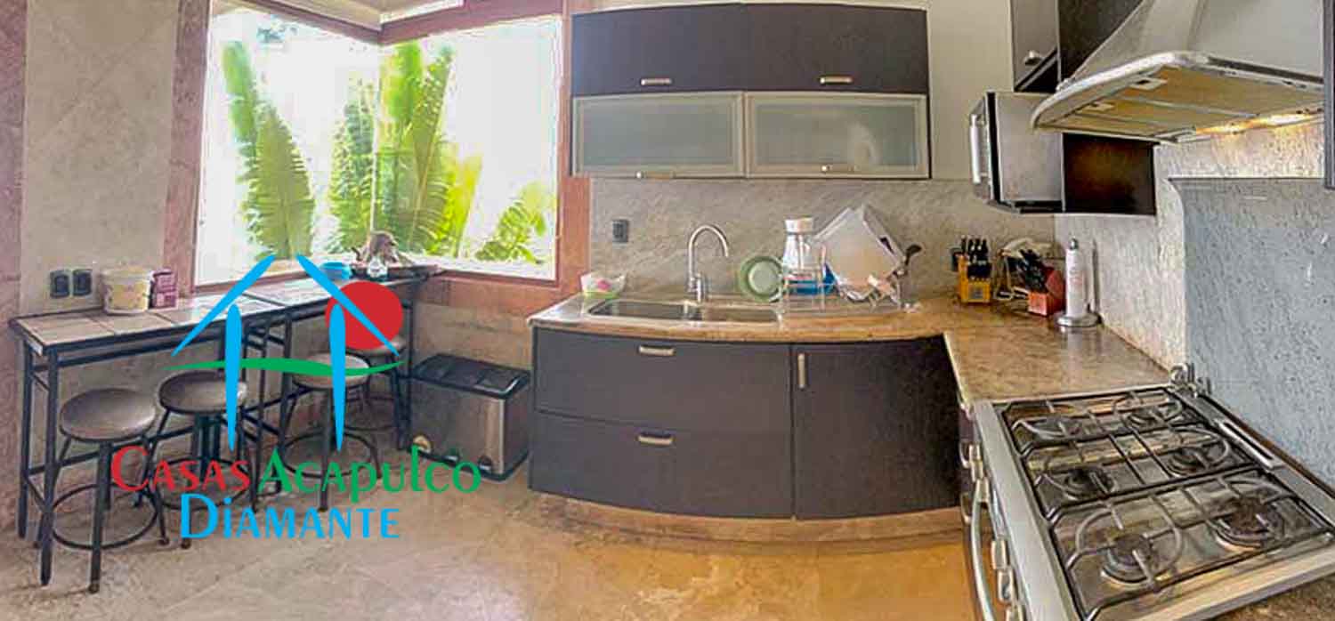 Carabela 30 - Cocina 3