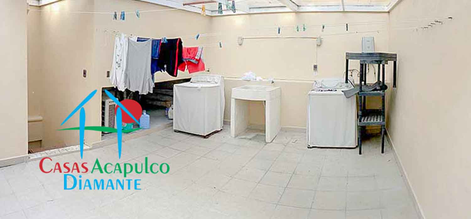 Carabela 30 - Lavandería 1
