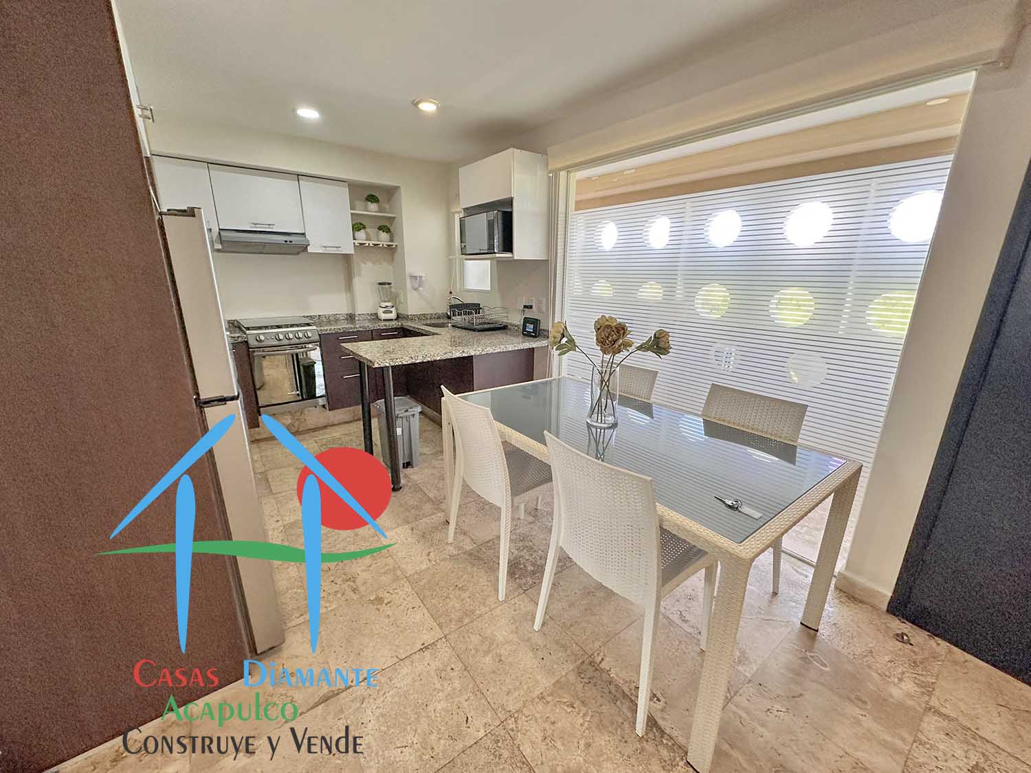 Puerta Diamante T2 309 - Comedor 2