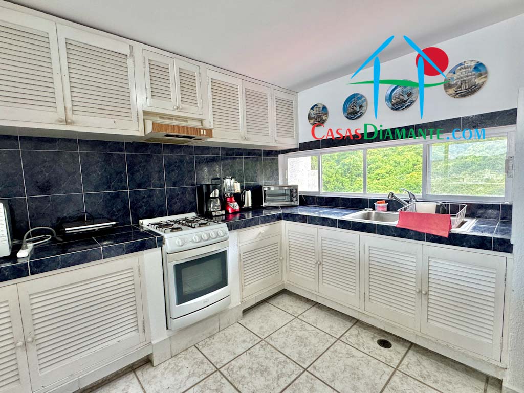 Brisas Diamante T1 108 - Cocina 2