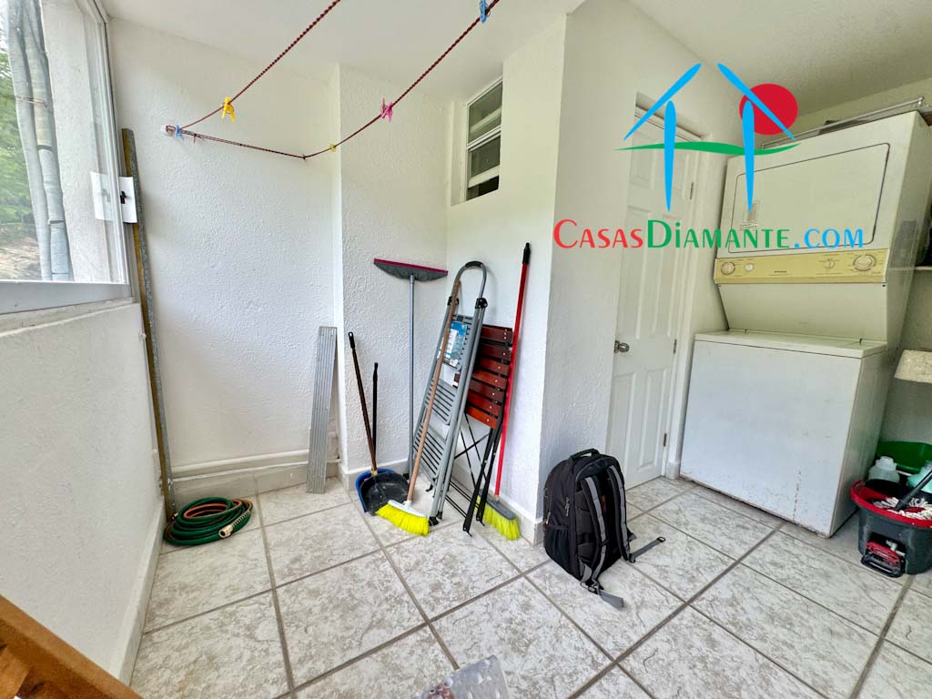 Brisas Diamante T1 108 - Lavandería 2