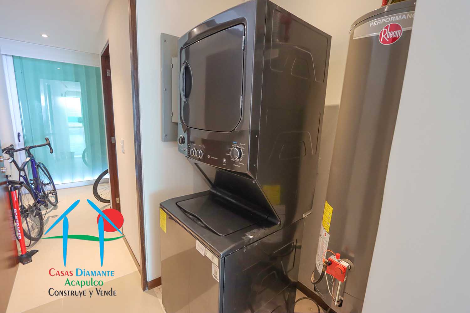 Península Tower D 22 - Lavandería 1