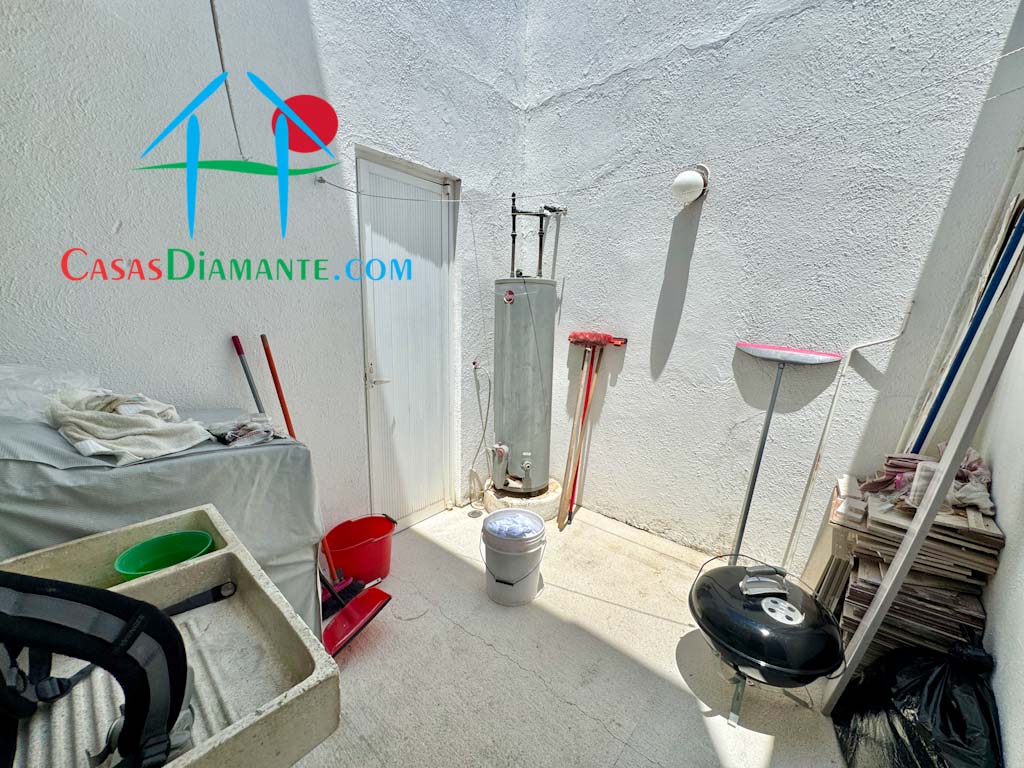 Brisas Diamante Villa 98 - Lavandería 1