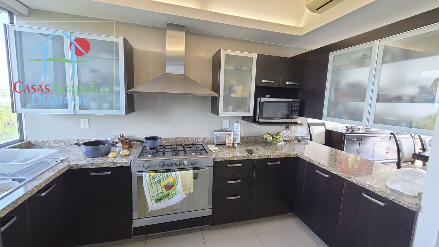 Laguna Aqua 1001 y 1002 - Cocina 2