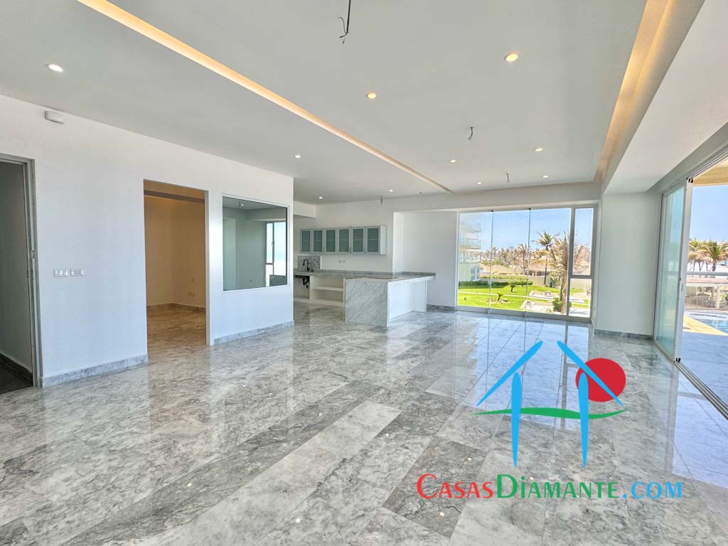Ocean Front 202 - Estancia 5