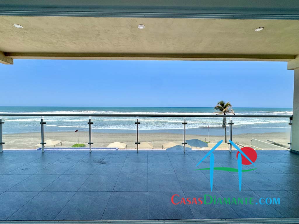 Ocean Front 202 - Terraza 1