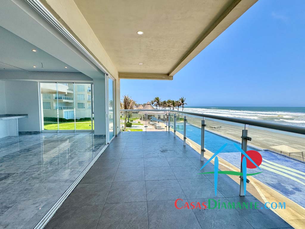 Ocean Front 202 - Terraza 4
