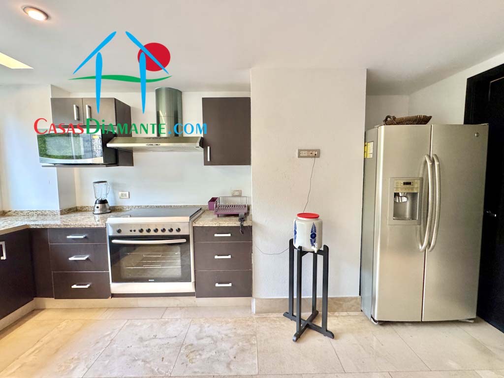 Vista Real San Marino 5 B2 - Cocina 2