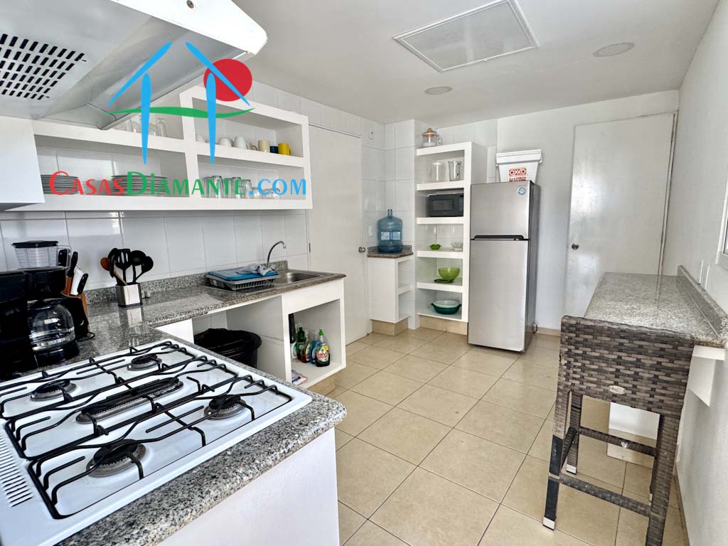 Acqualina Skylife Sur 402 - Cocina 1 Acqualina Skylife Sur 402 - Cocina 1