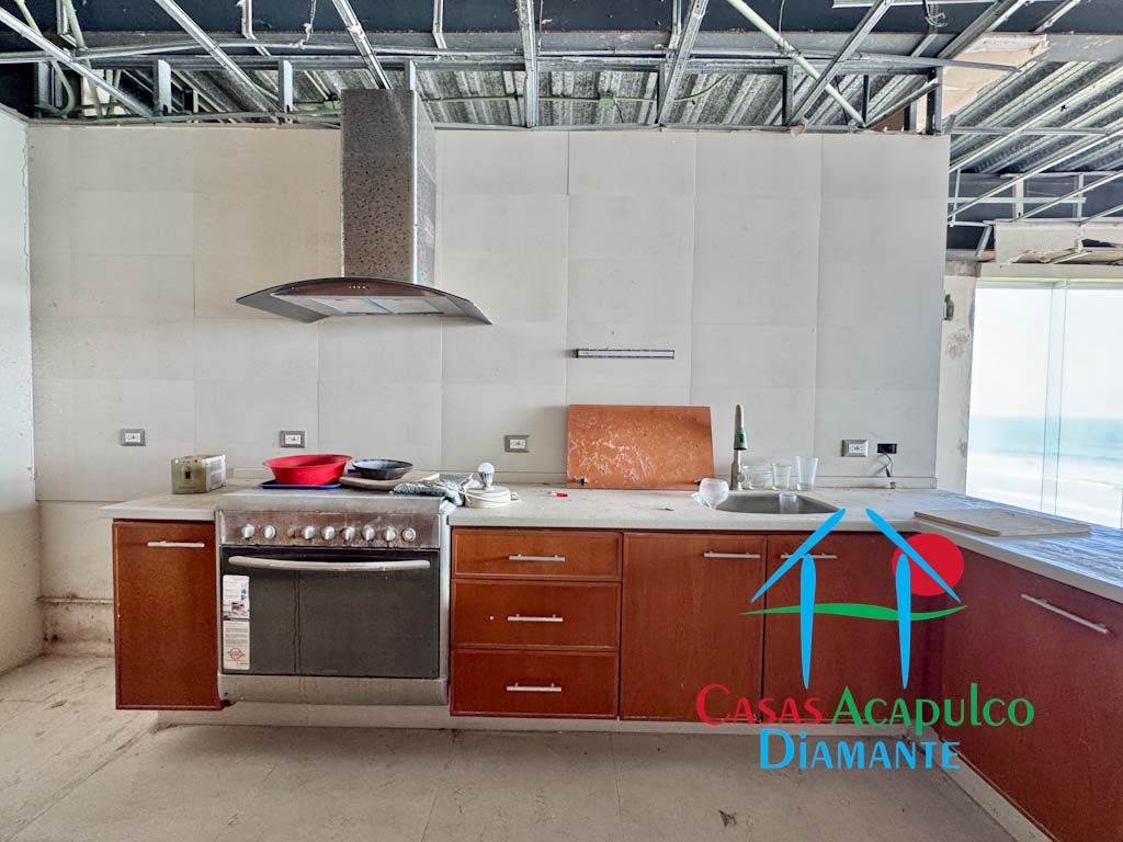 Ocean Front 604 - Cocina 4